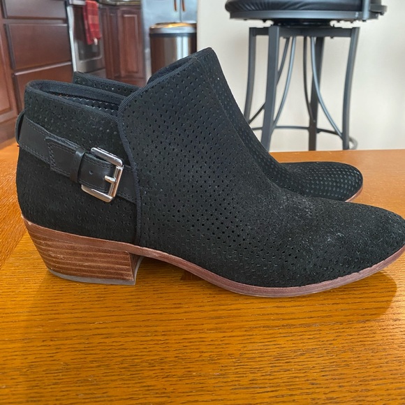 Black ankle boots - Picture 1 of 4